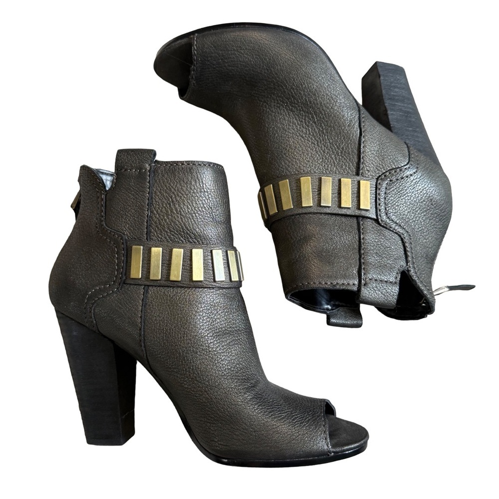 GUESS BROWN “BONNAROO” PEEP TOE LEATHER ANKLE BOOTIES WITH GOLD EMBELLISHMENTS